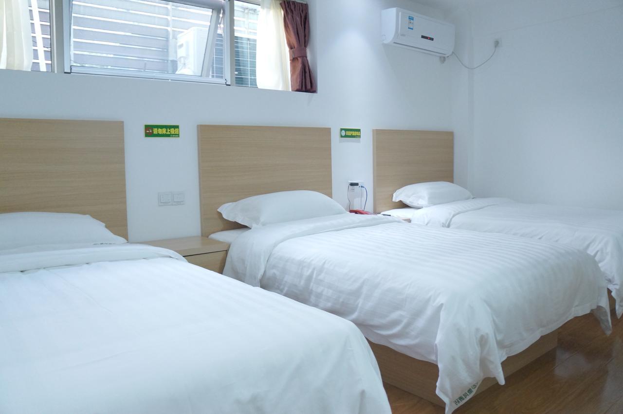 Huifeng Hotel Шанхай Екстериор снимка